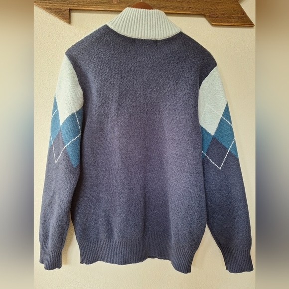 NWT PJ Paul Jones Mens Argyle 1/4 Zip Sweater. Size S - Picture 7 of 7